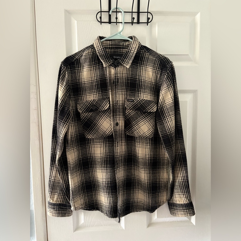 Brixton Men's Black and Cream Plaid Shirt